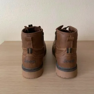 Botas de Piel Marrones Jeep