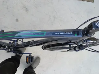 Bicicleta Megamo Adventure