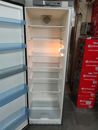 Solo Nevera marca balay 185/60cm con garantia