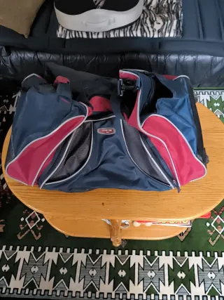 Bolsa deportiva con ruedas