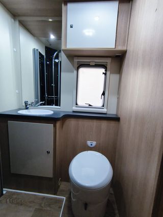 Autocaravana Giottiline 6 plazas Negociable