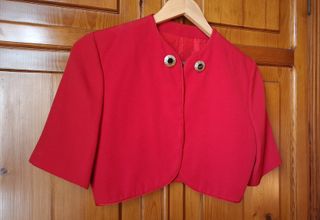 Bolero/chaquetilla corta roja