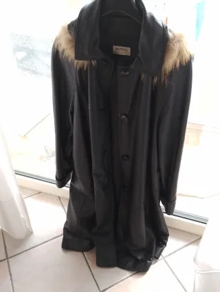 Cappotto in pelle con pelliccia