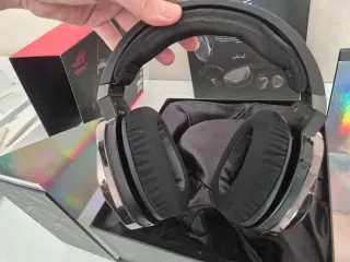 Auriculares Asus ROG Strix Fusion 700