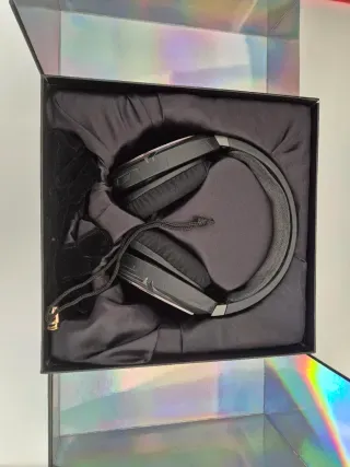 Auriculares Asus ROG Strix Fusion 700