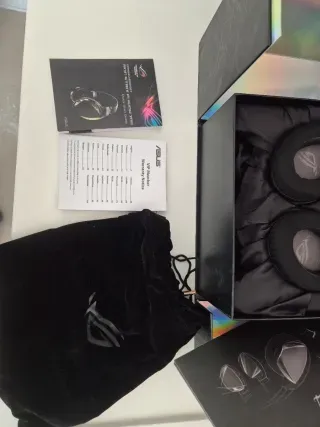 Auriculares Asus ROG Strix Fusion 700