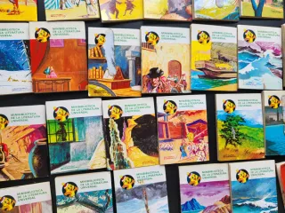 Lote 35 mini cuentos Minibiblioteca literatura