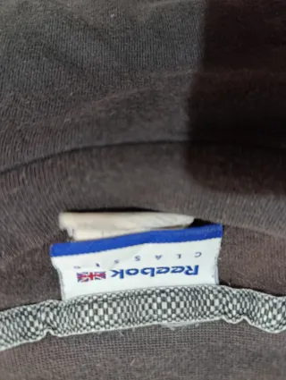 Camiseta Reebok Negra