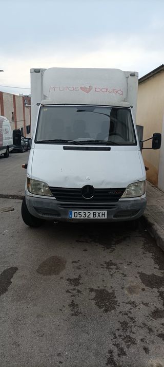 Mercedes-Benz Sprinter 2000