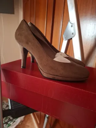 Zapatos de tacón para mujer marca Giko