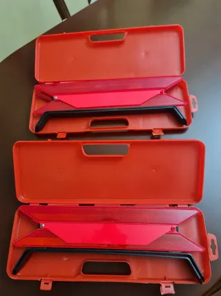 2 Triángulos Señalización Coche con Estuche