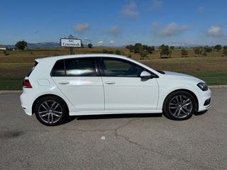 VW Golf VII 2017 R-LINE