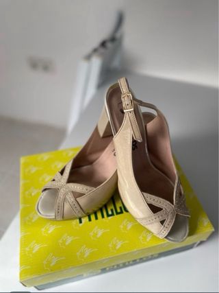 Zapatos Peep Toe Beige Pitillos