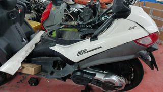 Piaggio MP3 400LT IE 2010 - Motor averiado