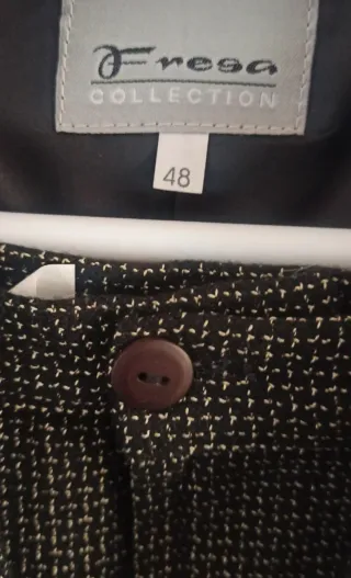 Traje de chaqueta y falda gris