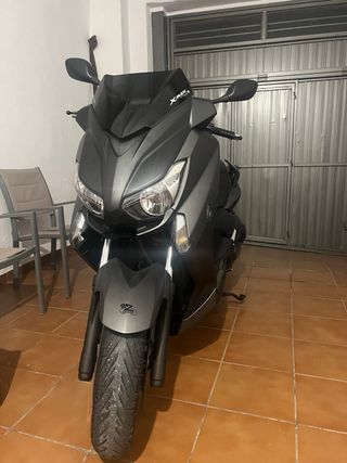Yamaha X max 400 Gris