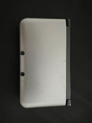 Nintendo 3DS XL + Mario Kart 7