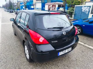 Nissan Tiida 2009