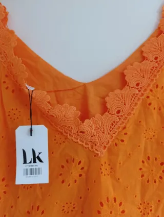 Camisa tirantes naranja con encaje