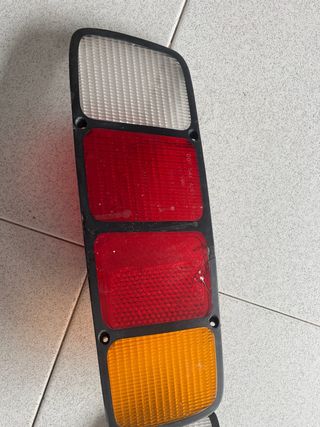 Tulipas Porsche 928 (Juego)tienen pequeña raja