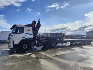Camión grúa volvo Cabeza Tractora con Grúa Fassi