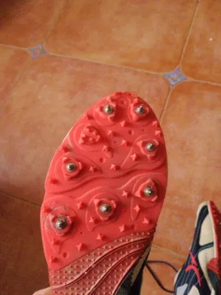 Zapatillas de clavos para atletismo
