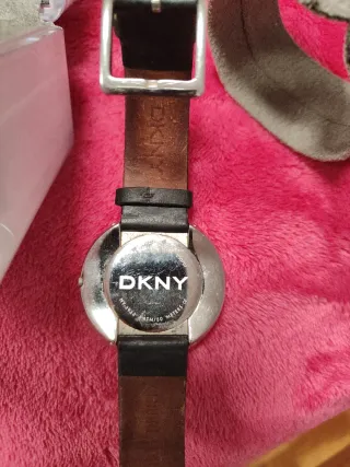 Reloj DKNY Plata y Blanco