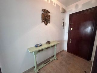 Piso en alquiler en El Juncal - Av. de la Paz en Sevilla