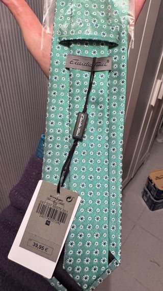 Corbatas de Emidio Tucci, NUEVAS, con la etiqueta.