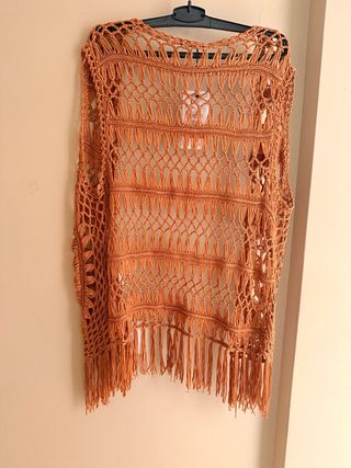 Kimono calado Bershka flecos terracota