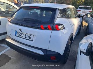 PEUGEOT 2008 Active BlueHDI 81kW (110CV)