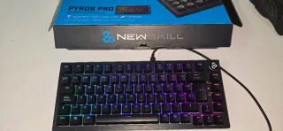 Teclado Newskill Pyros Pro RGB