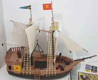 Playmobil  barco pirata 3550