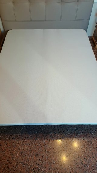 Base tapizada 150x190 cm