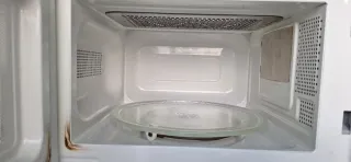 Microondas Taurus Compacto Grill Blanco