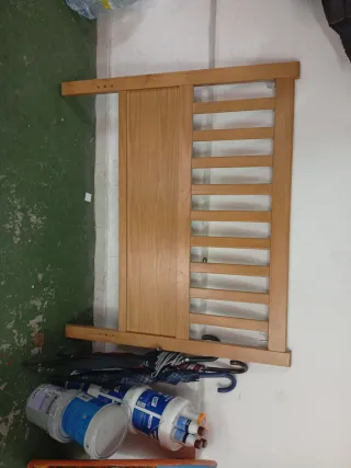 Cabecero de cama de madera