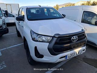 TOYOTA HILUX 2.4 D-4D Cabina Doble GX