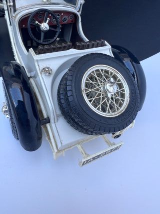 MERCEDES BENZ SSK BURAGO 1/18