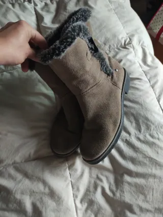 Botas de piel Avatar Shoes marrones y grises.