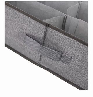 Caja organizadora de tela gris con tapa