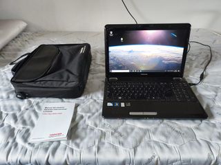 Portátil Toshiba Satellite L500 Negro