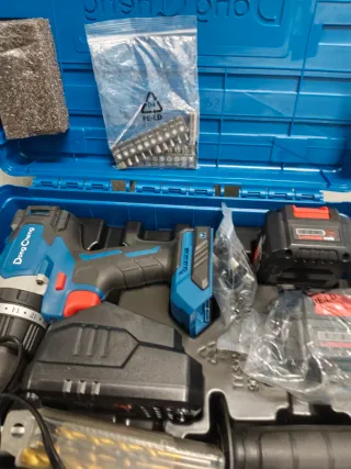 Taladro Percutor Inalámbrico DongCheng