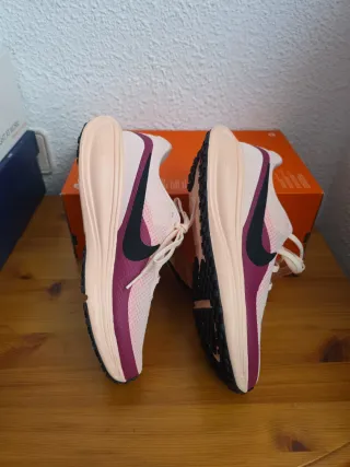 Zapatillas Nike Rosa y Morado