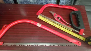 Arco de sierra Bellota para jardinería