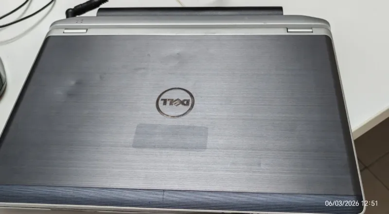 Portátil Dell i5 12.5 pulgadas,  4GB RAM - 256 GB afbeelding 3