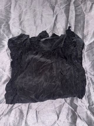 Camisa Zara volantes negra