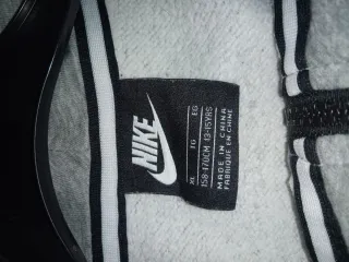 Chaqueta Nike Air Gris