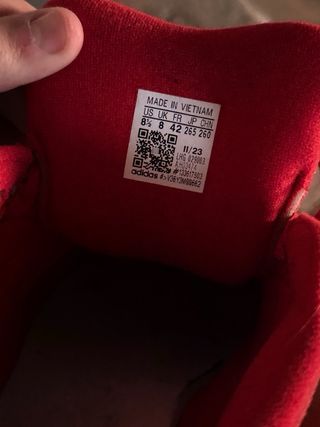 Adidas Campus Rojas Talla 42 con caja