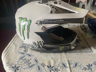 Casco Motocross Monster Energy Blanco