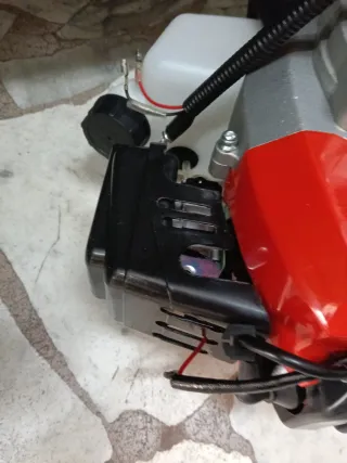 Decespugliatore a scoppio 52cc benzina